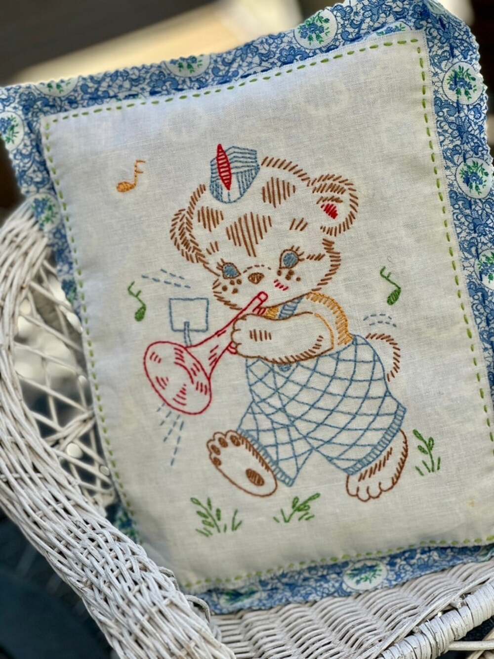 Handmade Vintage Embroidered Kitten Linen Pillow Cottagecore 9.5x12